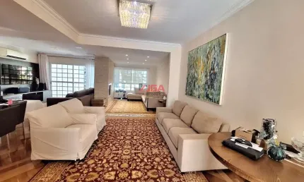 Casa a venda em condomínio fechado no jardim prudência, com 4 quartos, 5 vagas - pronta para morar