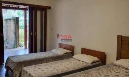 Imperdível casa à venda em São Sebastião-SP, Praia de Barequecaba: 6 quartos, 2 salas, 4 banheiros, 3 vagas de garagem, 324m².