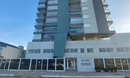 Venha conhecer este lindo apartamento localizado no balneário jardim raiante em arroio do sal, a apenas 220metros do mar.