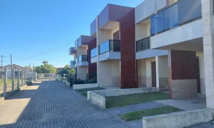 Se você busca conforto, praticidade e um ambiente aconchegante, este é o sobrado dos seus sonhos! localizada no balneário camboim, em arroio do sal.