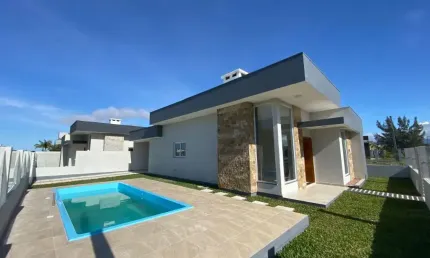 Linda casa no balneário camboim, arroio do sal/rs. descubra o seu novo lar em um dos locais mais charmosos de arroio do sal!