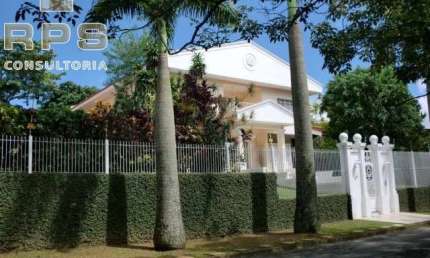 Casa residencial para Venda em Atibaia Nova Gardênia  05 amplos dormitórios, sendo 01 suíte, salas amplas, cozinha equipada, banheiros modernos