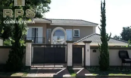 Casa residencial para Venda em Atibaia , Com 03 dormitórios, todos suítes, sala de estar e sala de jantar integradas, cozinha americana, despensa