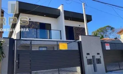 Casa a venda no Jardim dos Pinheiros com 3 quartos sendo 1 suíte e 2 vagas de garagem em Atibaia