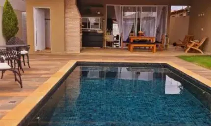 Casa a venda Vila Giglio,  Atibaia, Imóvel  semi mobiliado com 03 suites , sendo uma com closet, sala de estar , jantar e de TV , cozinha americana