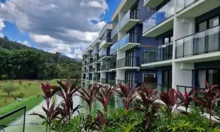 Apartamento cobertura para venda no Vila dos Lagos  em Atibaia, com lazer completo, vista deslumbrante para a Pedra Grande, área verde e perto de tudo