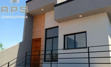 Casa térrea a venda no bairro Bella Atibaia , com 3 quartos sendo 1 suíte, piscina, churrasqueira e quintal, com 100m² de construção, 184m² de terreno