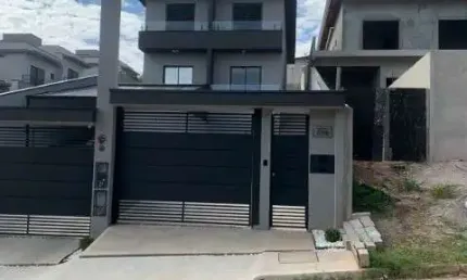 Casa à  venda no jardim paulista em atibaia com 3 quartos sendo 1 suite, vaga  para 2 carros, quintal, cozinha integrada, em excelente localizacao