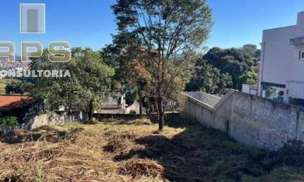 Terreno a venda no Jardim Paulista em Atibaia   Terreno com 405 m² , ótima localização .  Bairro tranquilo , com comercio , escolas , farmácias