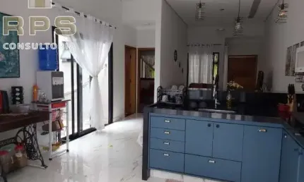Casa térrea com 3 quartos em ótima localização em  Bragança Paulista