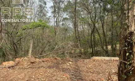 Terreno no bosque dos eucalíptos, com 652,25 m² , bairro em expansão  próximo da al. professor lucas nogueira garcez, corredor gastronômico da cidade.