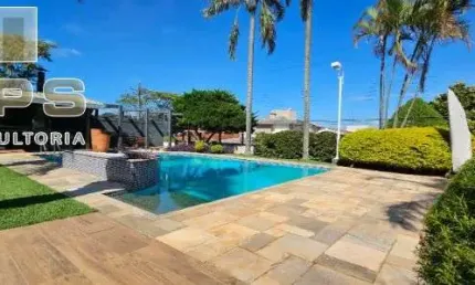 Casa térrea no Jardim Itaperi em Atibaia , com 04 dormitórios, 02 suites , escritório, cozinha planejada , área gourmet com piscina aquecida e sauna