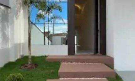 Linda Casa térrea, em Atibaia, 03 suites , 01 master com espaço para closet , banheira e cromoterapia, sala com pé direito 6 mts , cozinha planejada