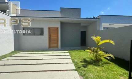 Casa em Bom Jesus dos Perdões, com 85 m², 02 suites,  Sala de estar e jantar, Lavabo, Cozinha, Lavanderia coberta e quintal, 02 vagas de garagem