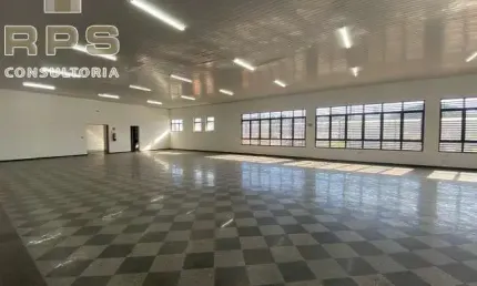 Salão comercial para locação no Jardim Paulista com 356,25 m² , local de grande visibilidade em Atibaia , salão , cozinha e 02 banheiros