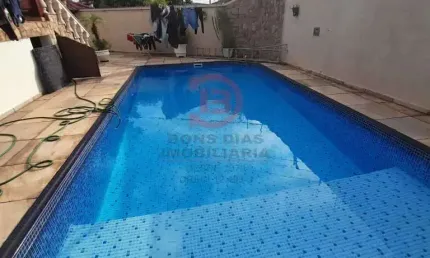 Casa terrea 4 quartos (1 suite) e 5 vagas de garagem - patriarca