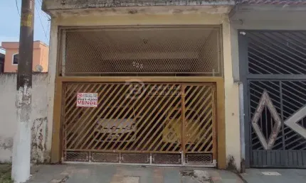 Sobrado de 2 Quartos com 2 Vagas de Garagem, Jardim Popular