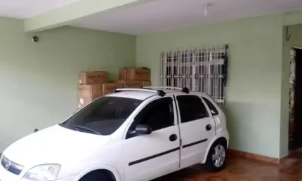 Casa terrea 3 quartos e 4 vagas garagem - Burgo Paulista