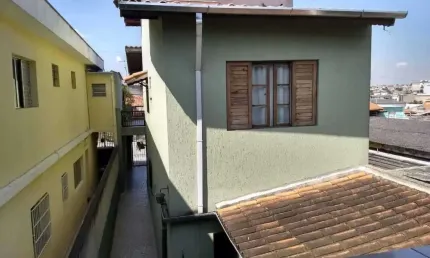Sobrado com 4 Quartos a Venda, Bairro Jardim Lisboa
