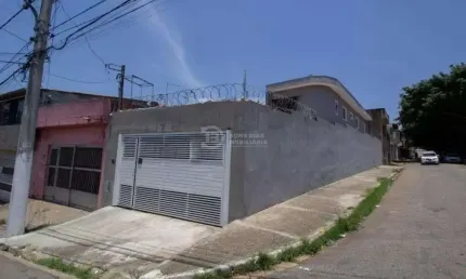 Casa a venda na Vila Curuca, Sao Paulo: 03 dormitorios, 02 banheiros e 04 garagens