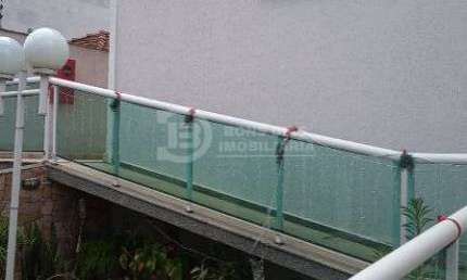 Sobrado em Condominio com 3 Dormitorios e 2 Vagas na Vila Re
