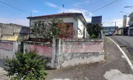 Casa terrea 2 quartos mais casa nos fundos e 2 vagas de garagem - Jd. Artur Alvim