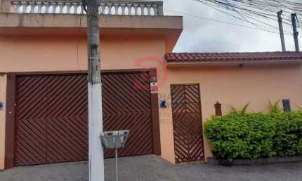 Casa Terrea 3 quartos (1 suite) mais casa 2 quartos- 4 vagas de garagem - Vila Re