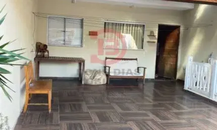 Casa terrea com outra casa no piso superior - conjunto habitacional aguia de haia