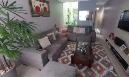 LINDO SOBRADO COM 3 DORMITORIOS SENDO 1 SUITE, 4 VAGAS, 250M