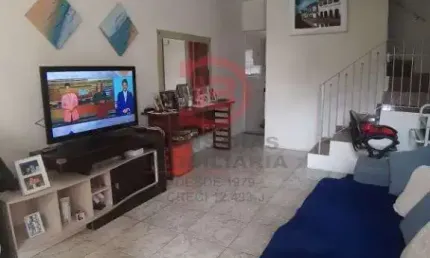 Sobrado com 3 Dormitorios e 2 vagas no Jd Nordeste, 90m2