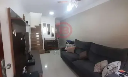 Sobrado 2 quartos e 2 vagas de garagem - Jd. Artur Alvim