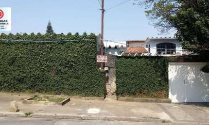 Casa Terrea com 2 quartos, 4 vagas de garagem e quintal - Vila Re - Sao Paulo