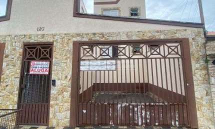 Casa para alugar na Vila Re, Sao Paulo | 1 dormitorio, proximo ao metro