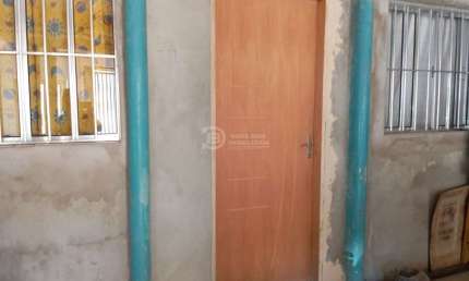 Casa terrea a venda 2 quartos e outra casa nos fundos bairro Jardim Lideranca - Itaquera, em Sao Paulo