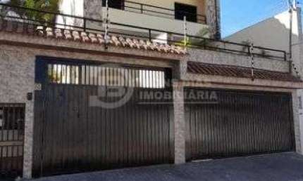 SOBRADO COM 3 SUITES 5 VAGAS SEMI MOBILIADO COM ENERGIA SOLAR A VENDA JD. NORDESTE