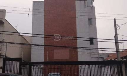 Apartamento a venda - 2 quartos e Quintal - Patriarca