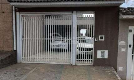 Sobrado alto padrao a venda - 3 suites e 4 vagas de garagem - Piscina - Vila Re