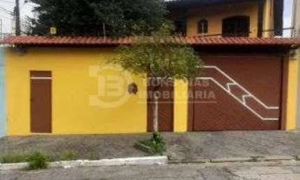 Sobrado alto padrao a venda - 3 suites e 6 vagas de garagem - Vila Re
