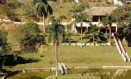 Sitio a venda - com 12mil metros quadrados e casa de 4 suites - Santa Isabel