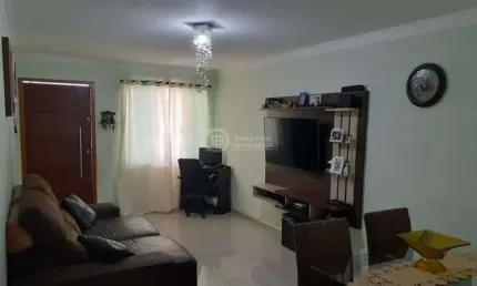 Sobrado a venda - 3 quartos (1 suite) e 2 vagas de garagem - Jardim Triana - Patriarca