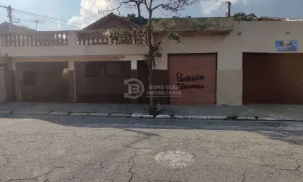 Casa com 8 Quartos e 4 Vagas de Garagem a Venda, Jardim Nordeste