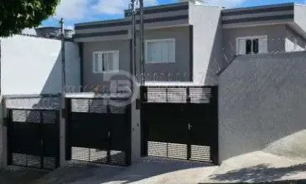 Casa a venda no parque guaianazes, sao paulo! charmoso sobrado com 2 dormitorios e 3 garagens.