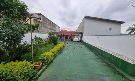 Casa a venda na Vila Re, Sao Paulo: 3 dormitorios, 2 cozinhas, 6 vagas de garagem!