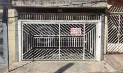 Sobrado a venda - 3 quartos (1suite) e 2 vagas de garagem - Vila Talarico