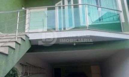 Sobrado a venda - 3 suites e 4 vagas de garagem - Chacara Cruzeiro do Sul