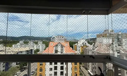 Belíssimo apartamento de 3 dormitórios no Itacorubi