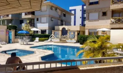 Apartamento em área nobre dos ingleses a 300m da praia