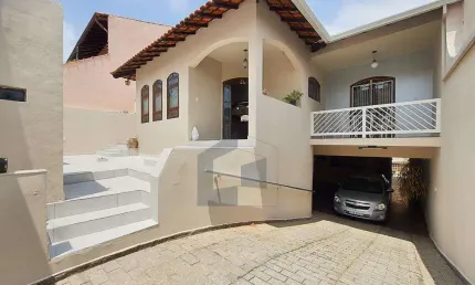 Casa para venda em suzano, jardim carlos cooper, 5 dormitórios, 1 suíte, 3 banheiros, 7 vagas