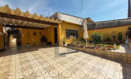 Casa para Venda em Suzano, Cidade Edson, 4 dormitórios, 1 suíte, 2 banheiros, 4 vagas