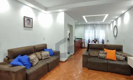 Sobrado para Venda em Suzano, Jardim Santa Lúcia, 3 dormitórios, 1 suíte, 3 banheiros, 2 vagas
